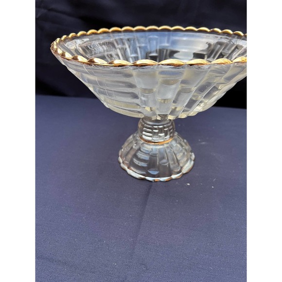 Louisa Basketweave Pedestal Compote Bowl - Picture 11 of 12